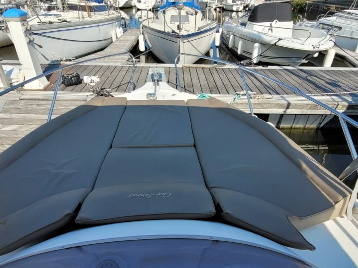 Location bateau Saint-Philibert pas cher B2 Marine 672 Sun Deck