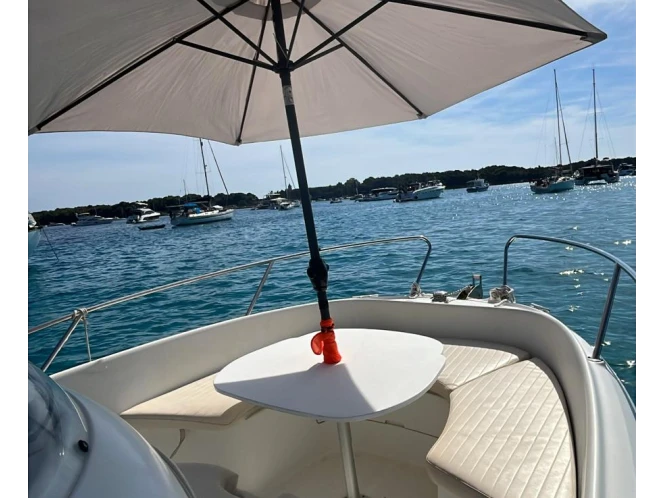 Location à Cannes - Chris Craft Sea Hawk 213 sur SamBoat