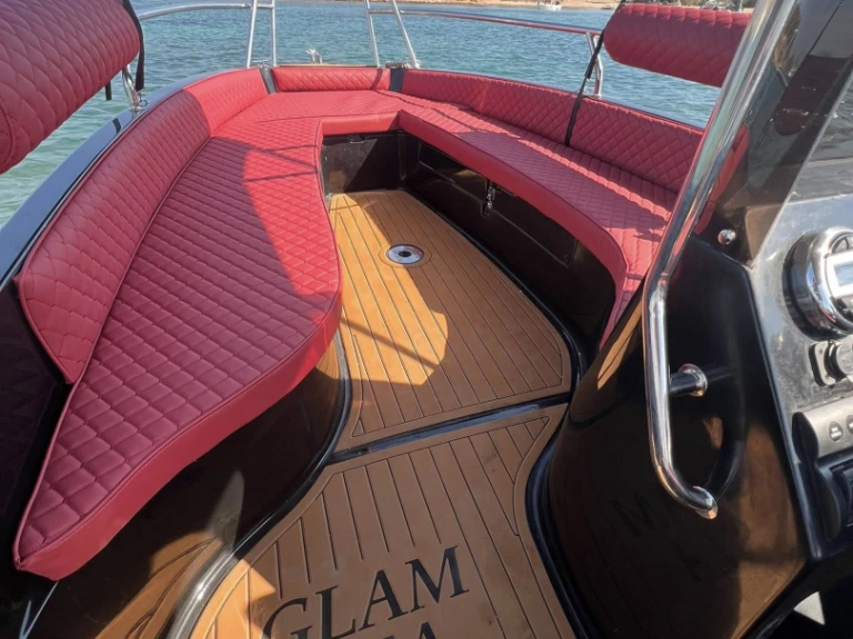 Location bateau Glyfáda pas cher COBRA 495