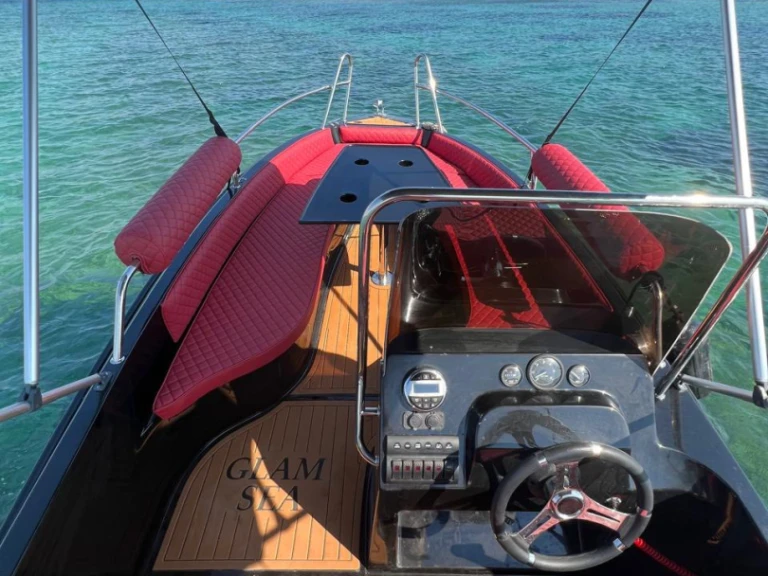 Louer Bateau à moteur avec ou sans skipper ISATEK TEKNE à Glyfáda