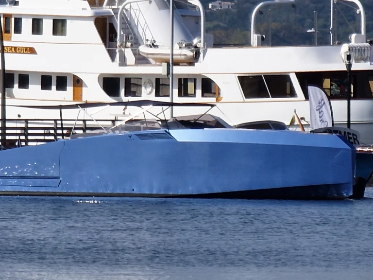 Louer Bateau à moteur avec ou sans skipper Alium Yachts à Cannes