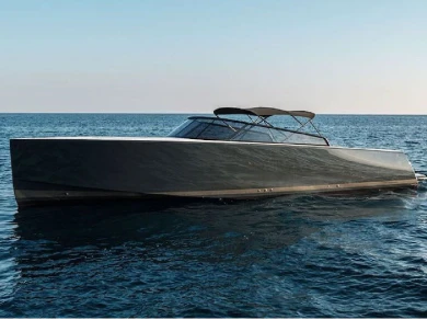 Hire a VanDutch VanDutch 40 Marina Botafoch