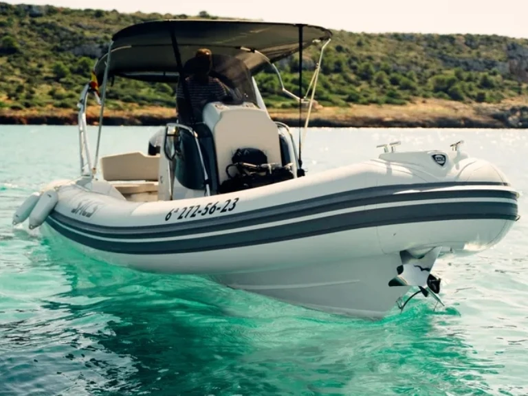 Location à Tivat - Sacs Sacs S 780 sur SamBoat