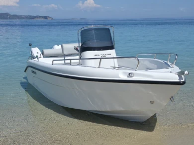 Rent a Poseidon Blu Water 170 Kerí