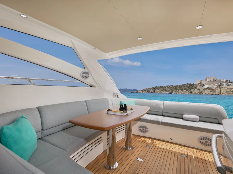 Location bateau Princess Princess V58 à Marina Botafoch sur Samboat