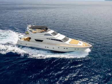 Ferretti Ferretti 80 te huur van particulier of professional in Marina Aliki