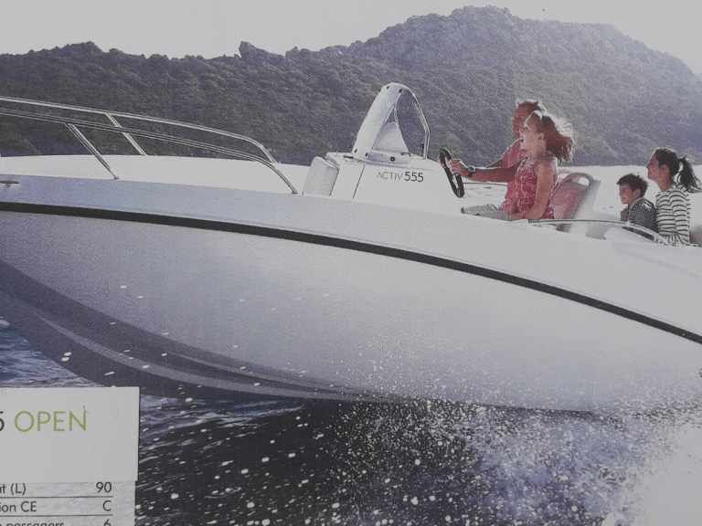 Location bateau Quicksilver Quicksilver 555 Activ Open à Six-Fours-les-Plages sur Samboat