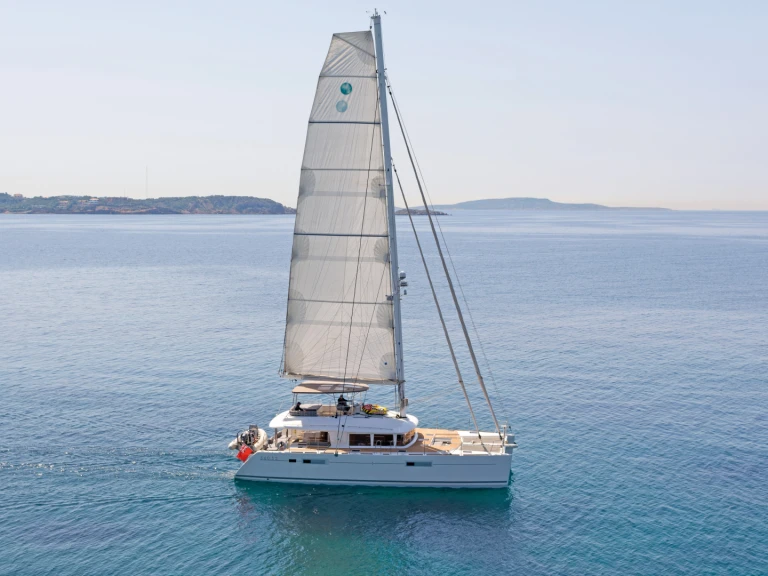 Location à Trget - Lagoon Lagoon 560 sur SamBoat