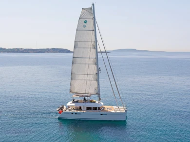 Yacht charter Trget - Lagoon Lagoon 560 on SamBoat