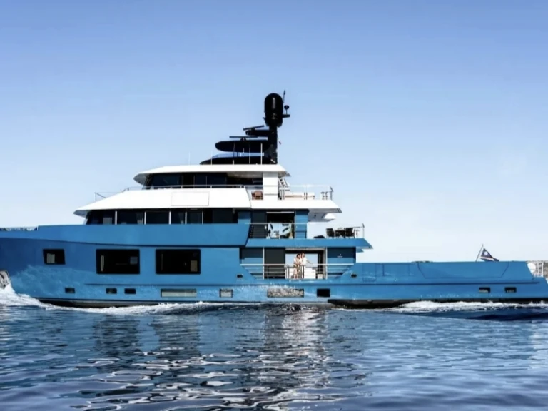 Location bateau Saint-Tropez pas cher First 45