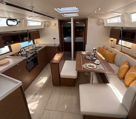 Louez un Bénéteau Oceanis 46.1 à Préveza