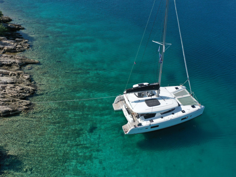 Catamaran à louer à Seget Donji au meilleur prix