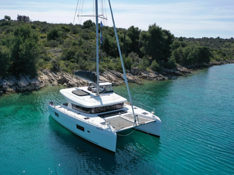 Lagoon Lagoon 42 a louer à Seget Donji