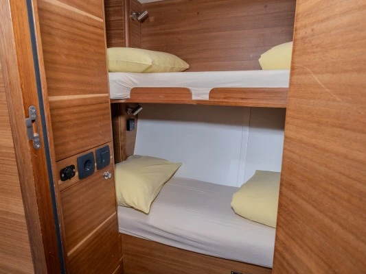 Elan Impression 50.1 a louer à Sibenik