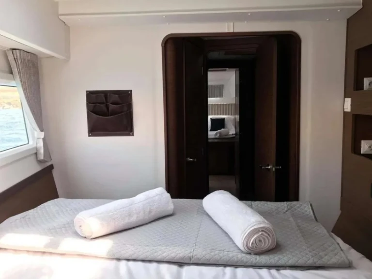 Location bateau Rhodes (Ville) pas cher Lagoon 42