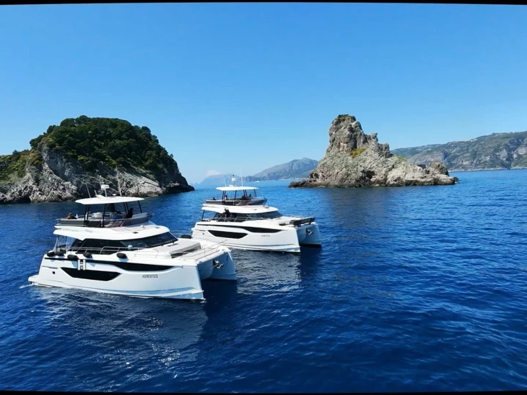 Location bateau Castellammare di Stabia pas cher Prestige M48