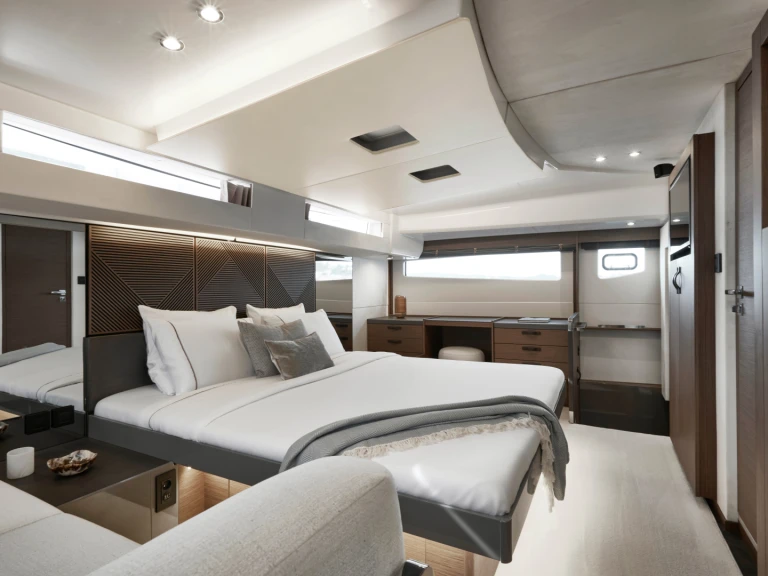 Location bateau Prestige Prestige M48 à Castellammare di Stabia sur Samboat