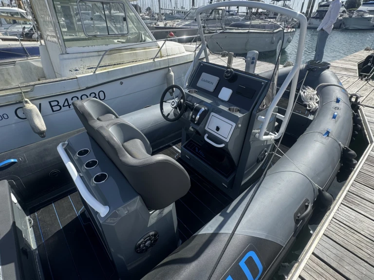 Semi-rigide à louer à La Forêt-Fouesnant au meilleur prix