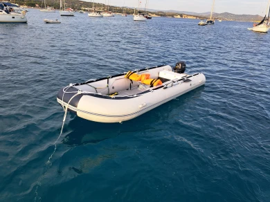 Motorboat to hire La Ciotat at the best price