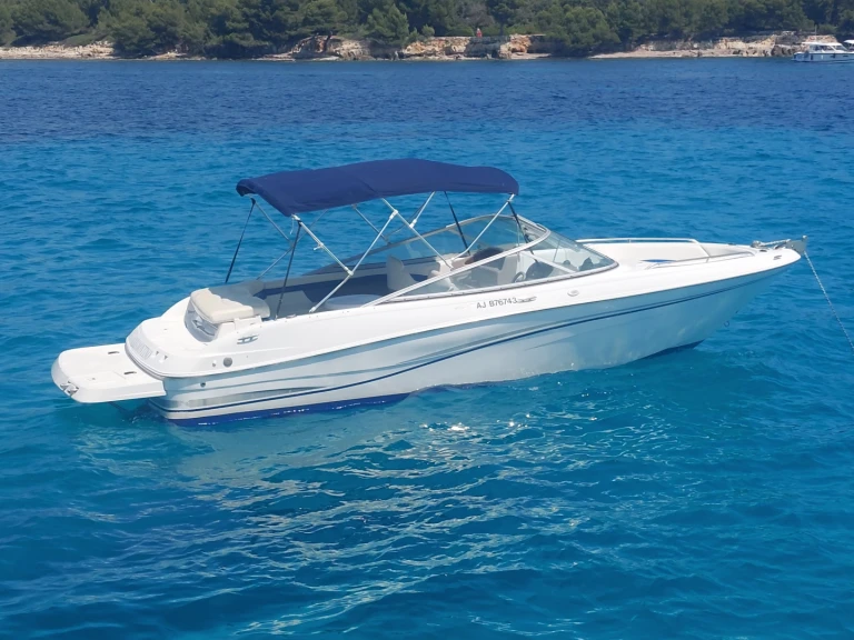 Louer Bateau à moteur avec ou sans skipper Four Winns à Port de la Rague