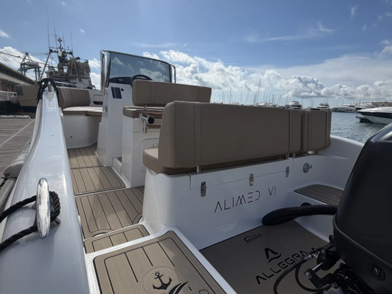Louer Bateau à moteur avec ou sans skipper Allegra Boats à Port d'Alicante