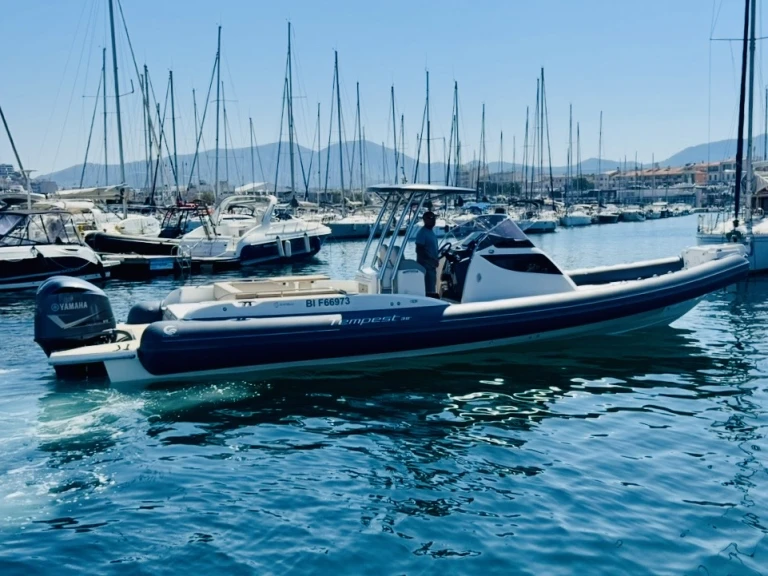 Location bateau Capelli Tempest 38 à Marseille sur Samboat