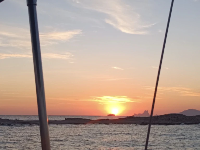 Louez un Fountaine Pajot Maryland 37 à Port d'Alicante