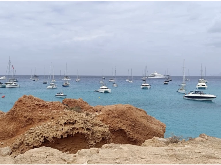 Location à Port d'Alicante - Fountaine Pajot Maryland 37 sur SamBoat