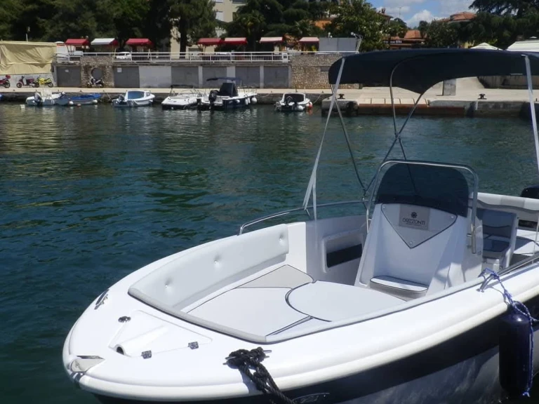 Location Bateau à moteur à Poljica - Orizzonti calypso 21
