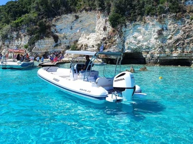 Charter a Salpa Salpa Soleil 23 in Corfou on Samboat