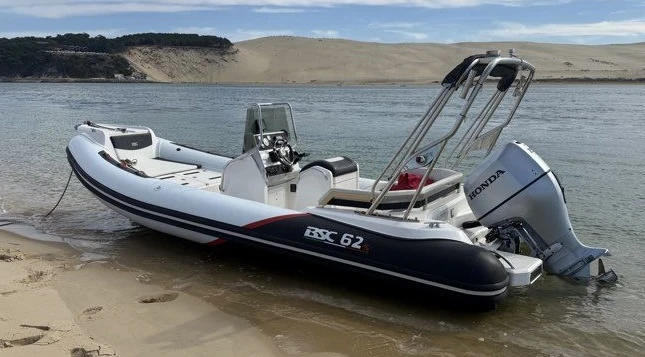 Semi-rigide à louer à Lège-Cap-Ferret au meilleur prix