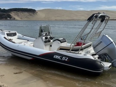 RIB for rent Lège-Cap-Ferret at the best price