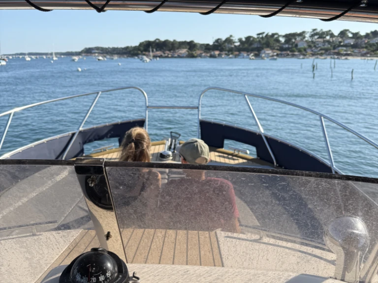 Location Bateau à moteur à Arcachon - Beacher Beacher V10.2 Croisière