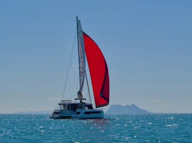 Catamaran to hire Puerto Sotogrande at the best price
