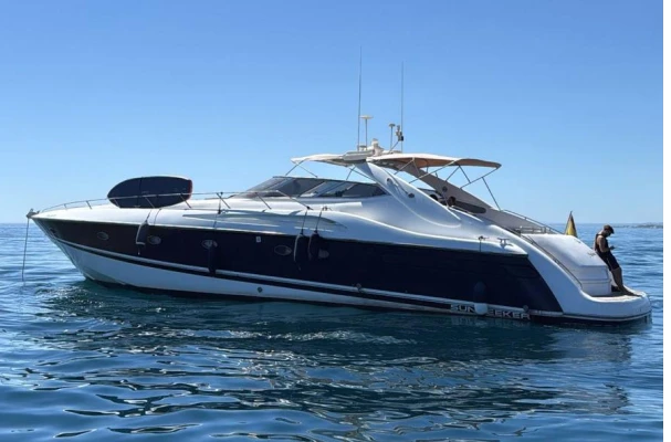 Location Bateau à moteur à Puerto Deportivo de Marbella - Sunseeker Predator 63