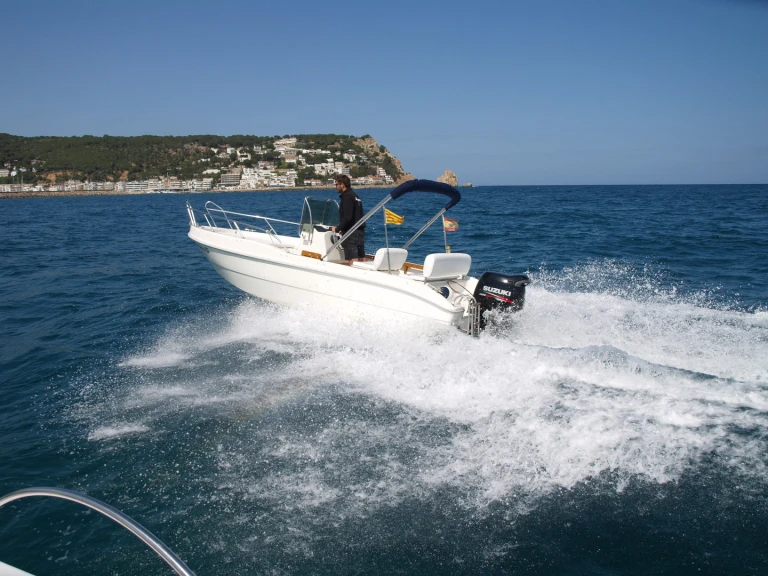 Location Bateau à moteur à l'Estartit - Capelli Cap 18