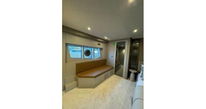 Location Bateau à moteur Custom Made avec permis