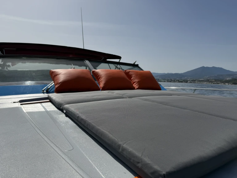 Louez un Ferretti Altura 47 à Marbella