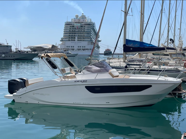 Location à Port de Salerne - Idea Marine 80 WA sur SamBoat