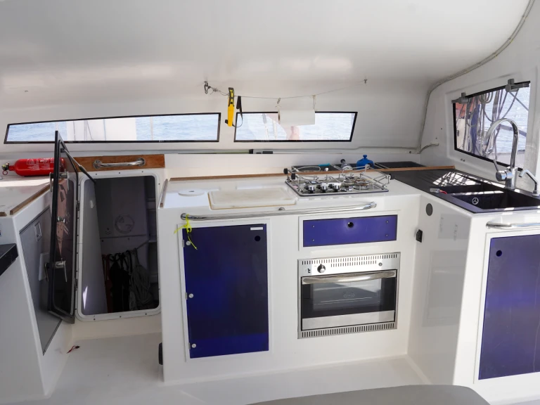 Louez un Marsaudon TS 42 à Sitges