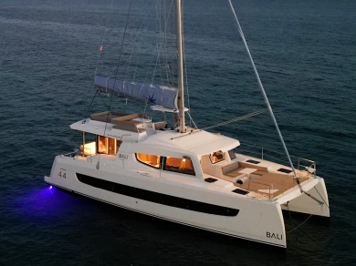 Catamaran rental in Nassau - Bali Bali 4.4
