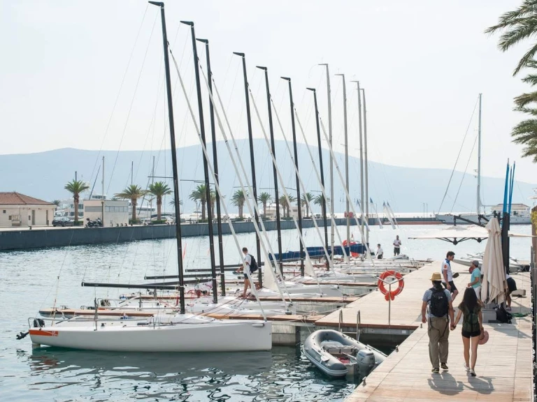 Louez un J J70 à Tivat