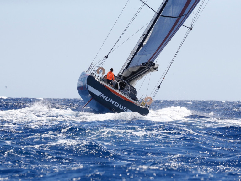 Location bateau  IMOCA 60 à Barcelone sur Samboat