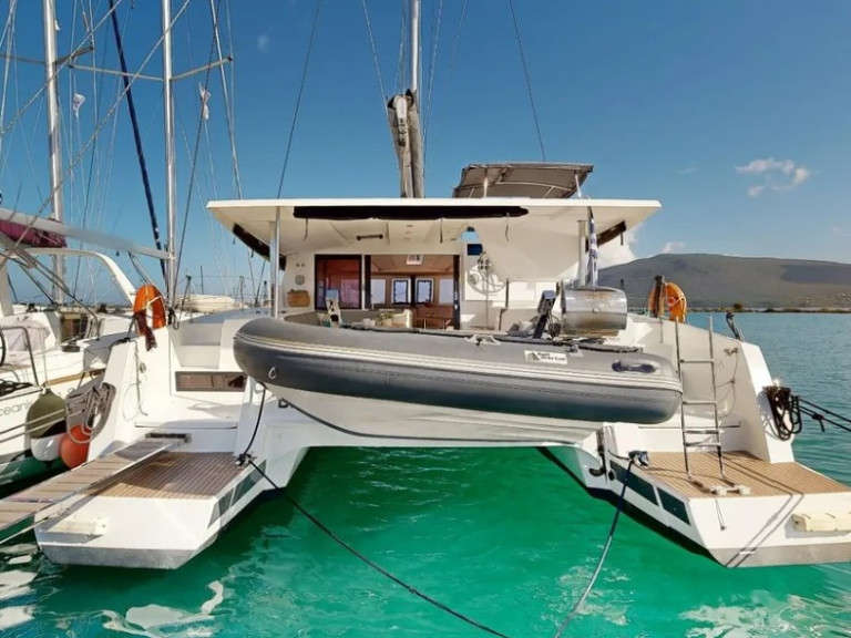 Louez un Fountaine Pajot Isla 40 à Paros (Ile)