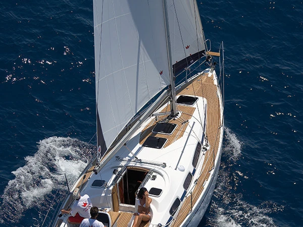 Location bateau Bavaria Bavaria 39 Cruiser à Tribunj sur Samboat
