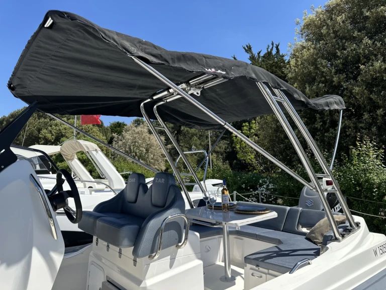 Location Semi-rigide à La Flotte - Zar Zar 79 SL