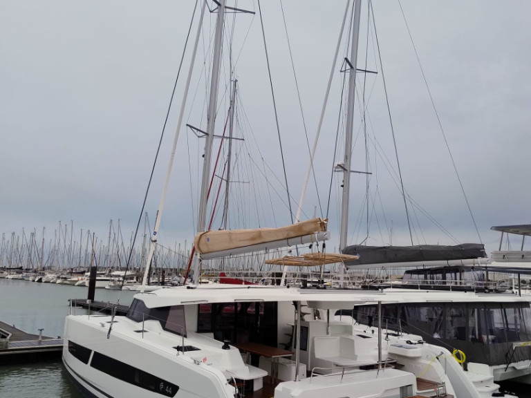 Location à Trogir - Fountaine Pajot Fountaine Pajot FP 44 Quatuor - 4 + 2 cab. sur SamBoat