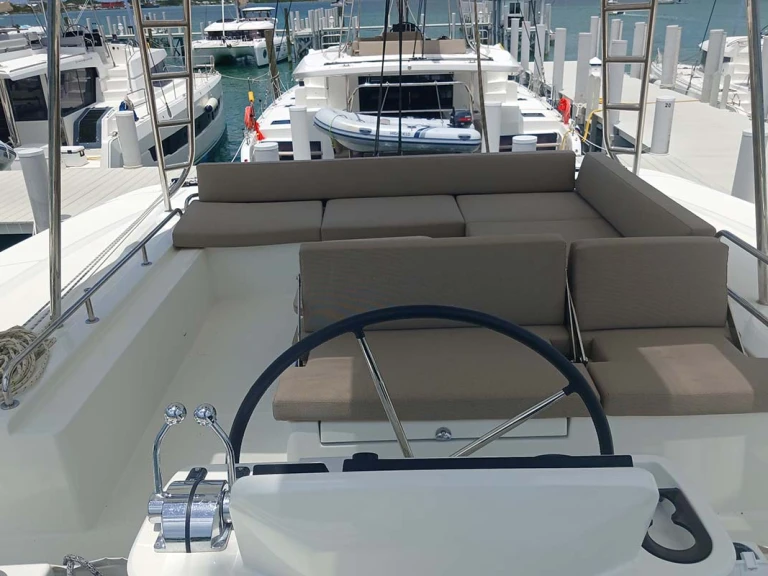 Louer Catamaran avec ou sans skipper Lagoon à Road Town