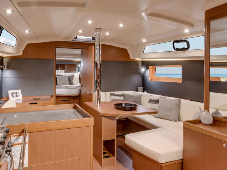 Location bateau Bénéteau Oceanis 41.1 à Álimos sur Samboat