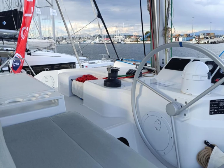 Location bateau Nidri pas cher Bali Catspace Voile
